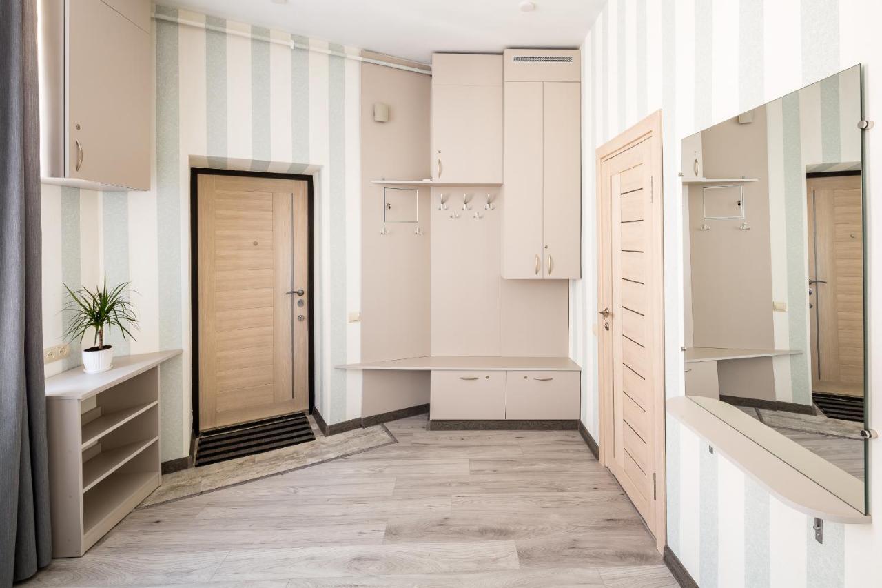 #1 Apartment Lviv Buitenkant foto