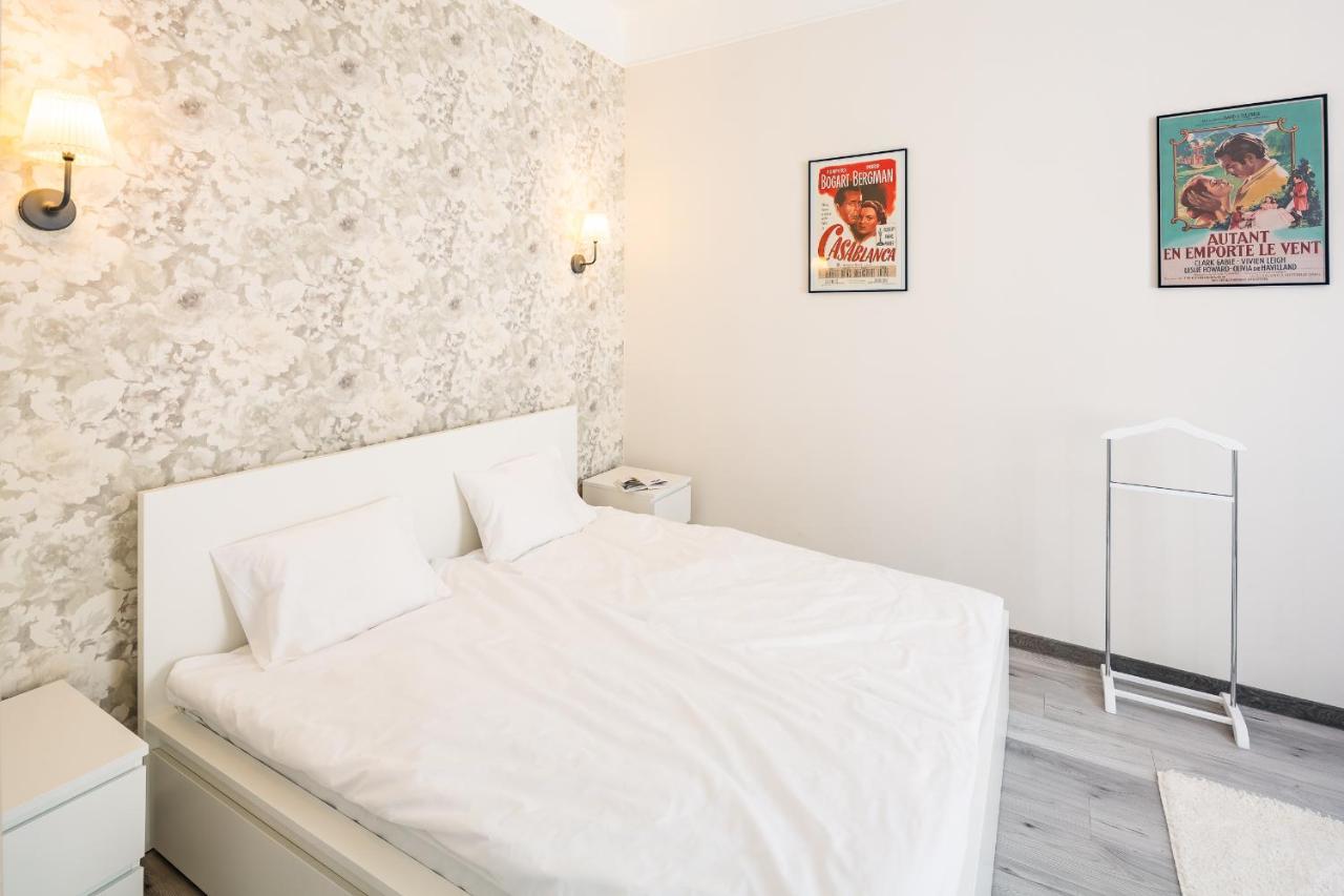 #1 Apartment Lviv Buitenkant foto