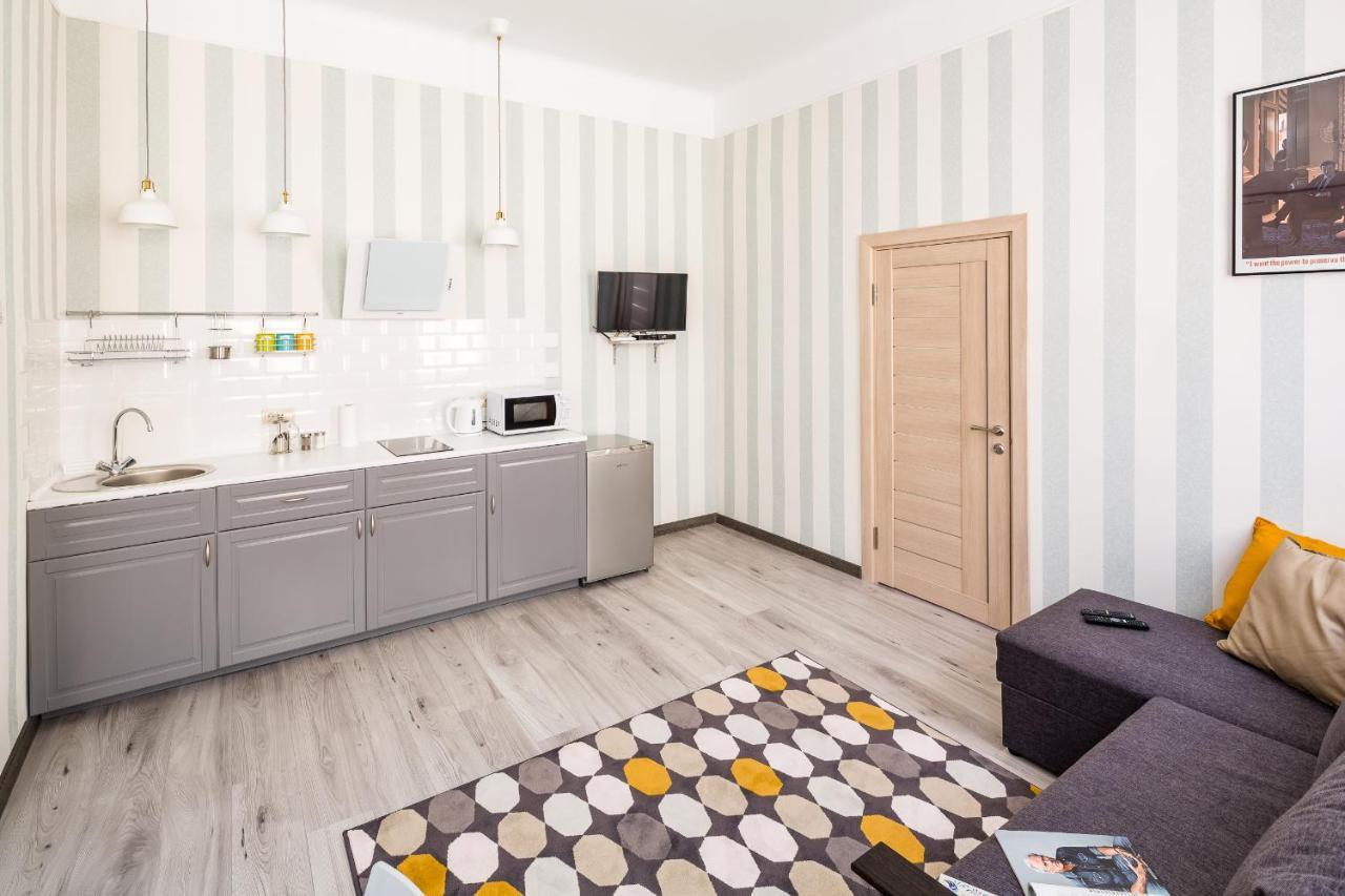 #1 Apartment Lviv Buitenkant foto